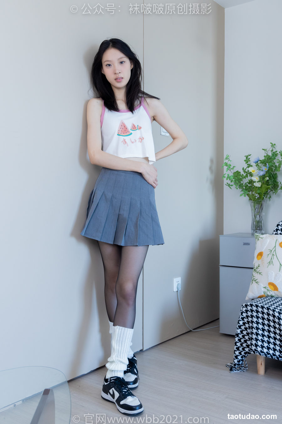 图片[4]-[BoBoSocks袜啵啵]NO.333 雪糕-板鞋、白棉袜、黑丝、堆堆袜套[140P+1V／5.93GB]-绅士图