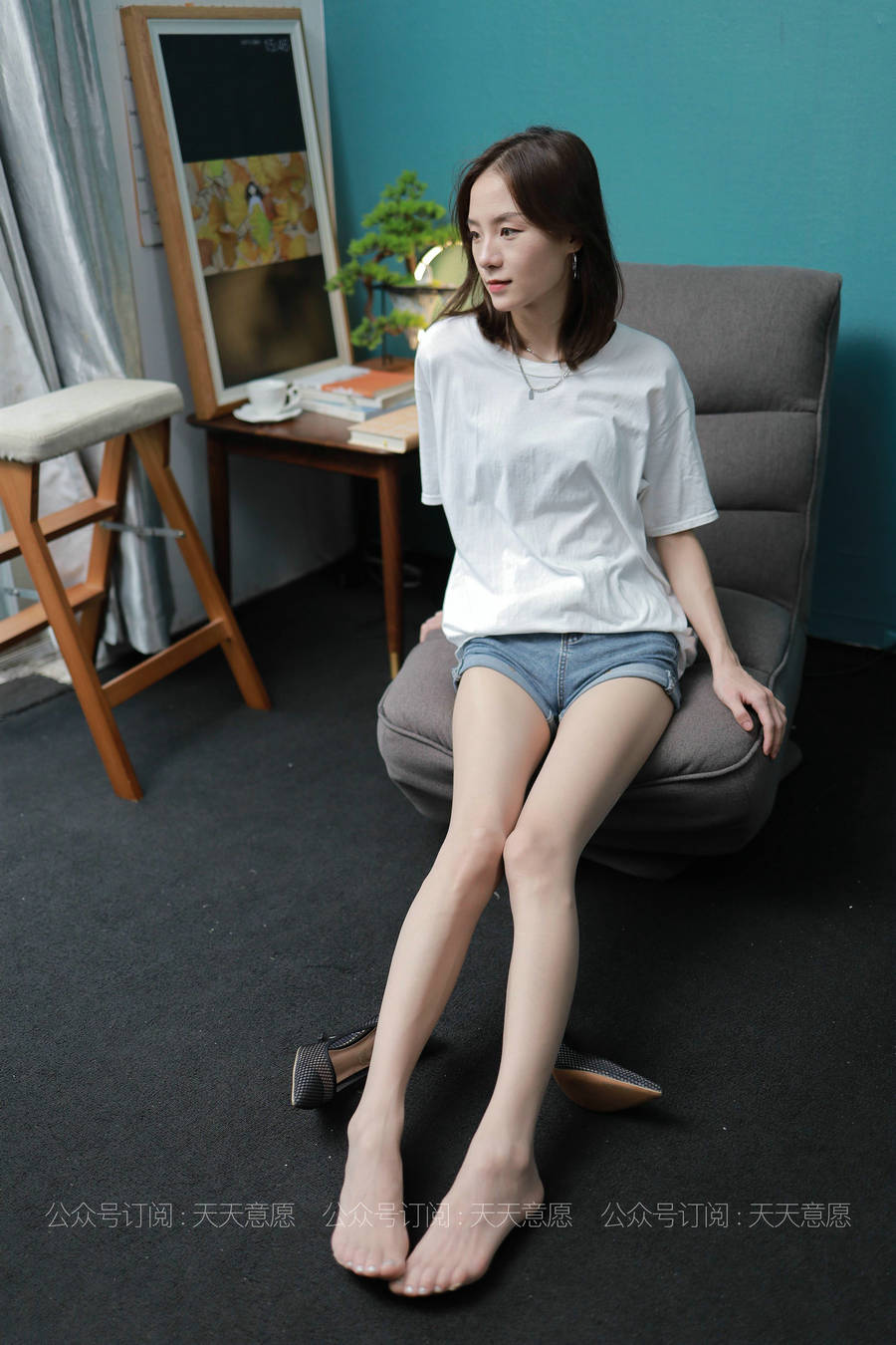 IESS异思趣向 - 模特：小六《邻家少女爱看书》/ 100P-85MB / 机构-艺库