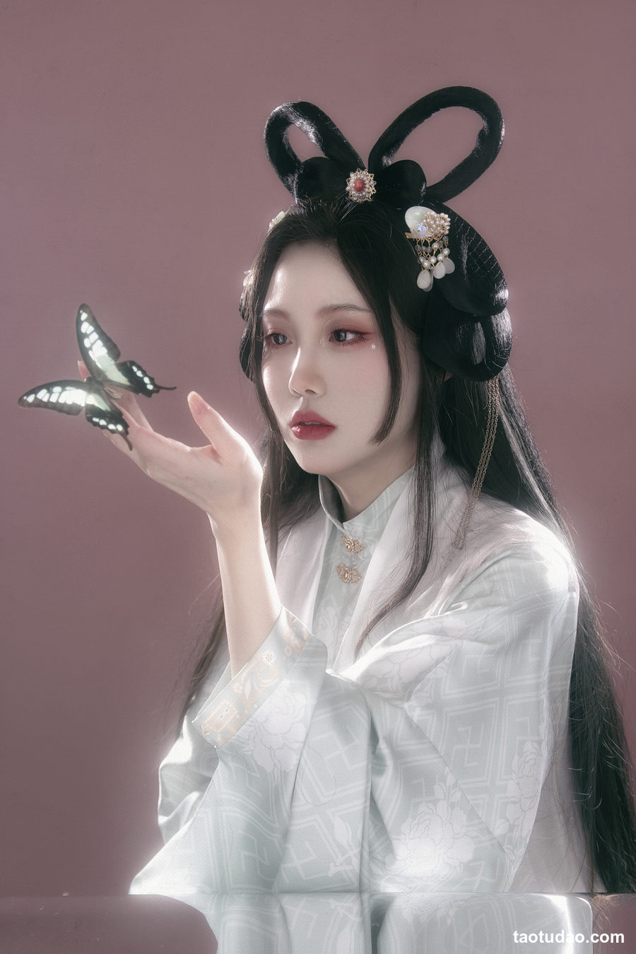 图片[4]-[YITUYU艺图语]2023.02.24 春日迟迟，卉木萋萋 里奈Riina[22+1P／315MB]-绅士图