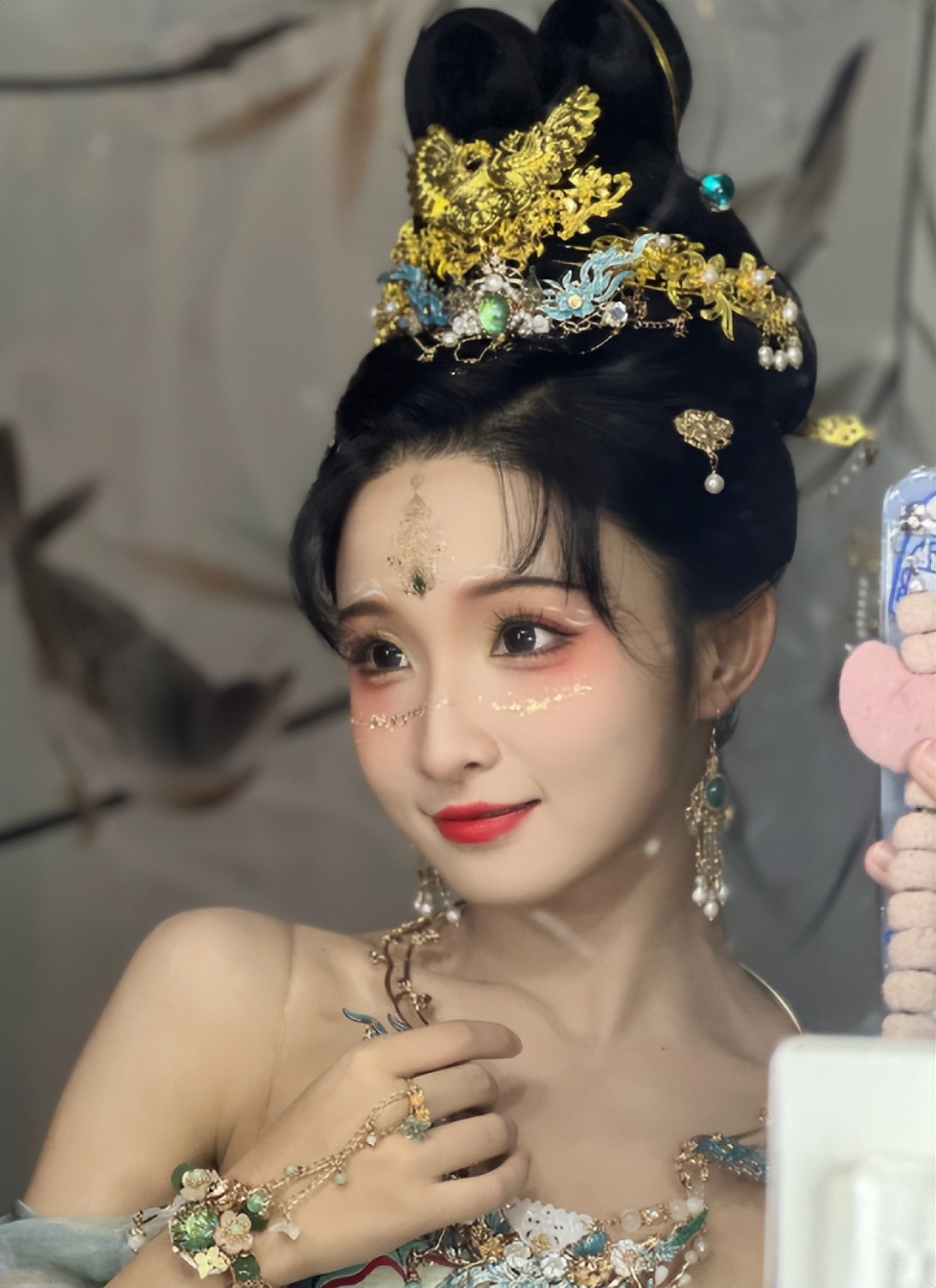 B站宅舞不良风气还有吗?妹子跳纯欲鲛人舞,网友:这就给我鱼看