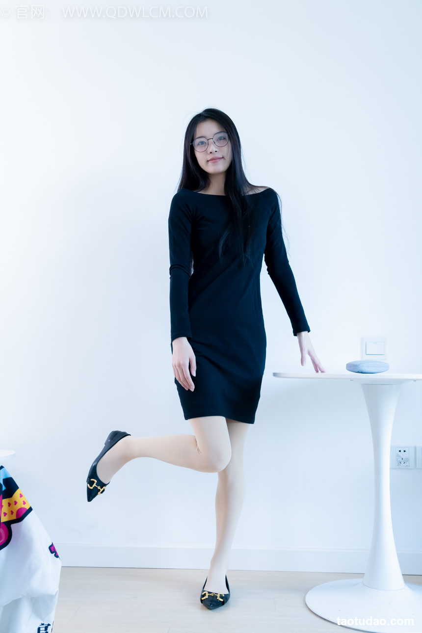 图片[4]-物恋传媒 NO.2256 茯苓-平底鞋、厚肉丝、厚黑丝、皮筋绑脚和挠脚心剧情[220P-1V-6.31G]-绅士图