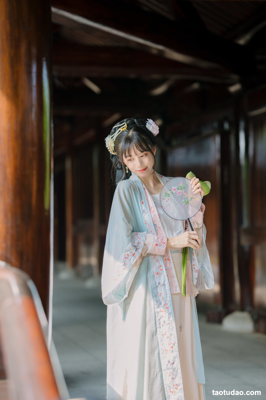 图片[2]-[YITUYU艺图语]2022.06.24 凉夏 小温暖想要个大太阳[22+1P／371MB]-绅士图