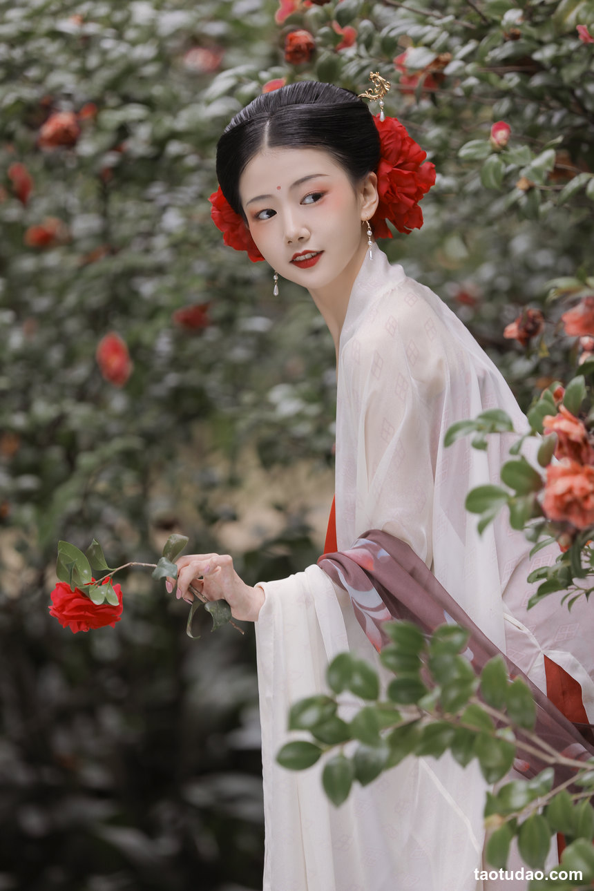 图片[3]-[YITUYU艺图语]2022.04.15 见山茶 好爱吃糯米_[21+1P／447MB]-绅士图