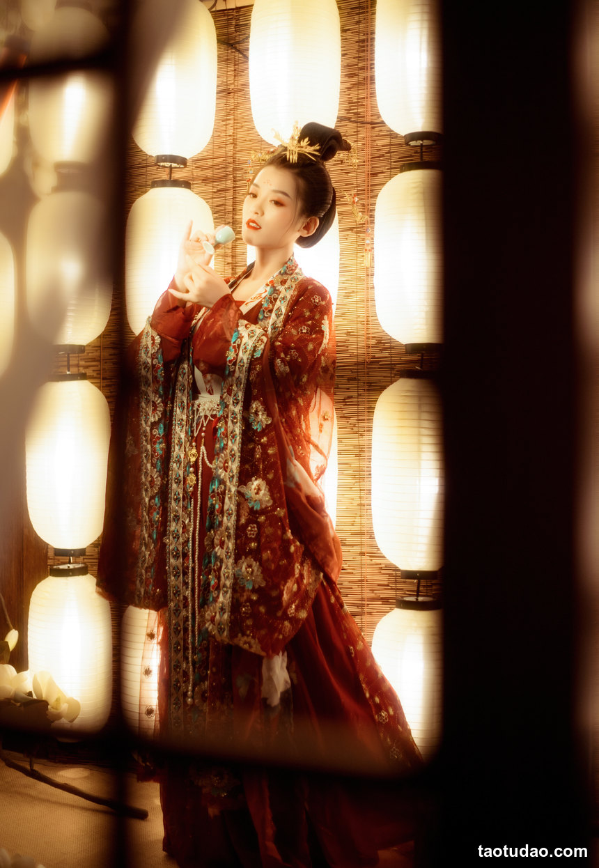 图片[4]-[YITUYU艺图语]2022.04.30 花前醉 清沅斋[22+1P／299MB]-绅士图