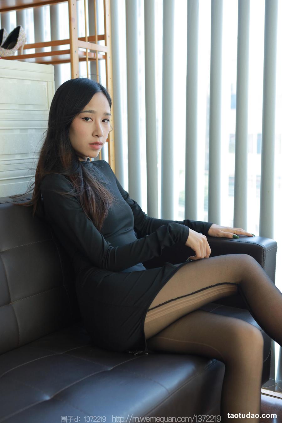 图片[2]-[IESS异思趣向] 2023.08.17 丝享家 1509 美子《性感翡翠绿》[81P-85.8M]-绅士图