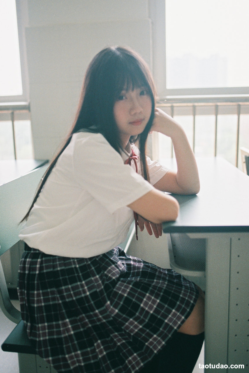 图片[4]-[YITUYU艺图语]2022.04.24 把你记忆在六月的夏 紫卿[22+1P／241MB]-绅士图