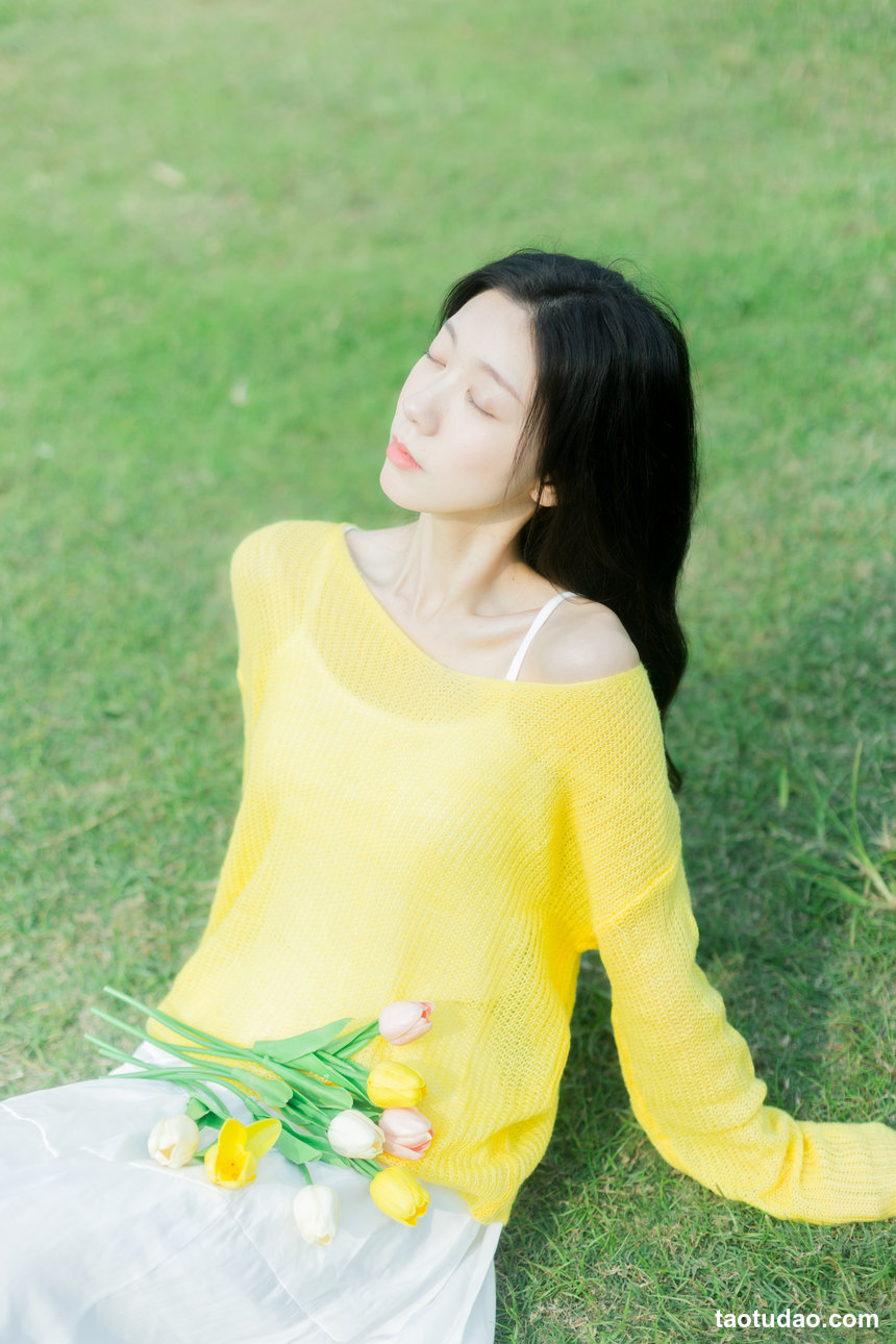 图片[2]-[YITUYU艺图语]2022.11.26 秋风轻轻 饲猫少女-[37+1P／342MB]-绅士图