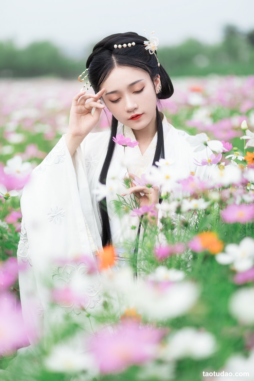 图片[2]-[YITUYU艺图语]2022.01.30 山河远阔 人间烟火 芋圆圆鹅[22+1P／508MB]-绅士图