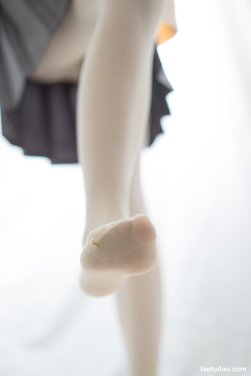 图片[3]-喵写真 VOL.017 眼镜学妹丝足 [104P-736MB]-绅士图