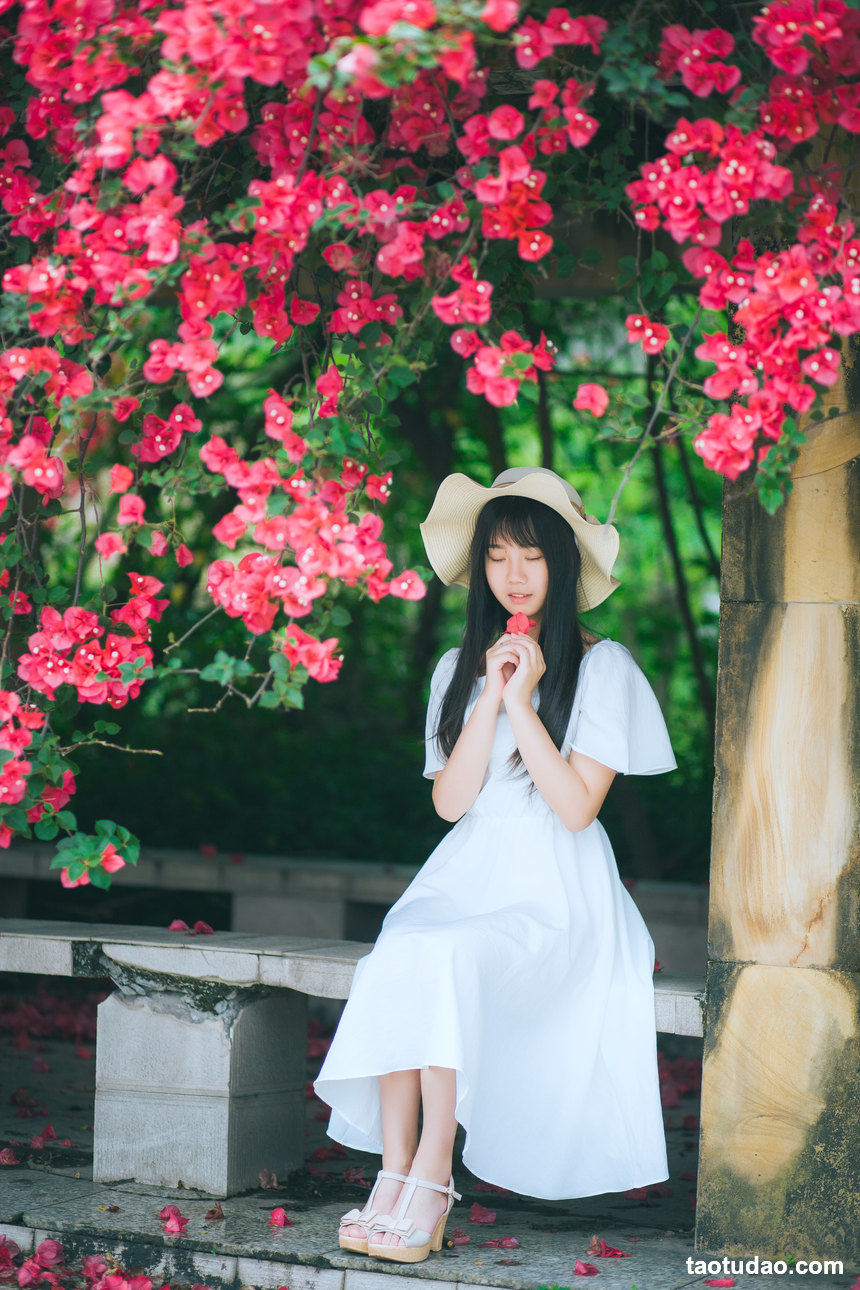 图片[4]-[YITUYU艺图语]2022.04.21 花和那姑娘 紫卿[22+1P／460MB]-绅士图