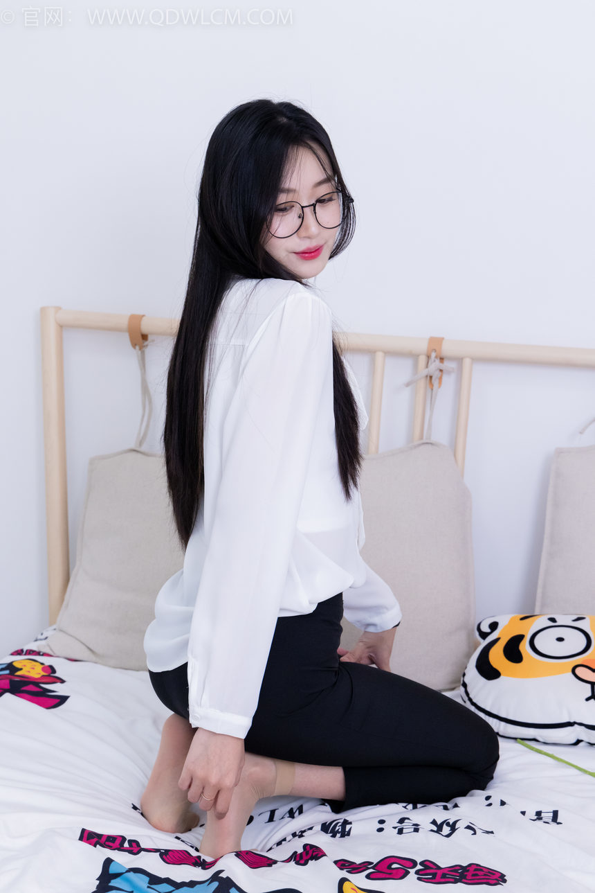 图片[2]-物恋传媒 NO.2022 小敏-心被雾深陷[200P-1V-5.95G]-绅士图