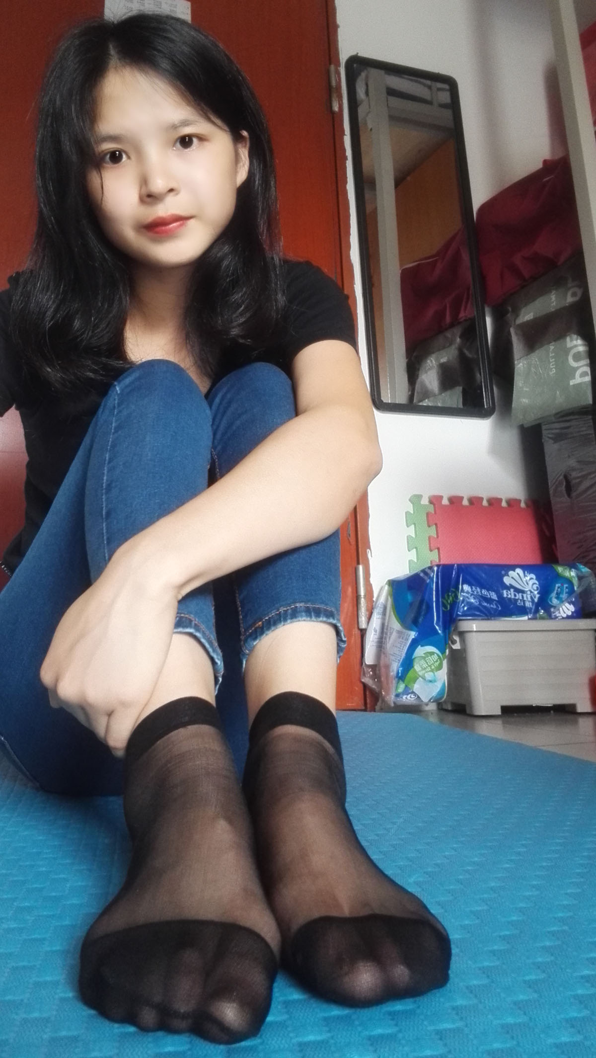 图片[12]-学妹校园寝室丝短袜美脚 全套（自动更新）-绅士图