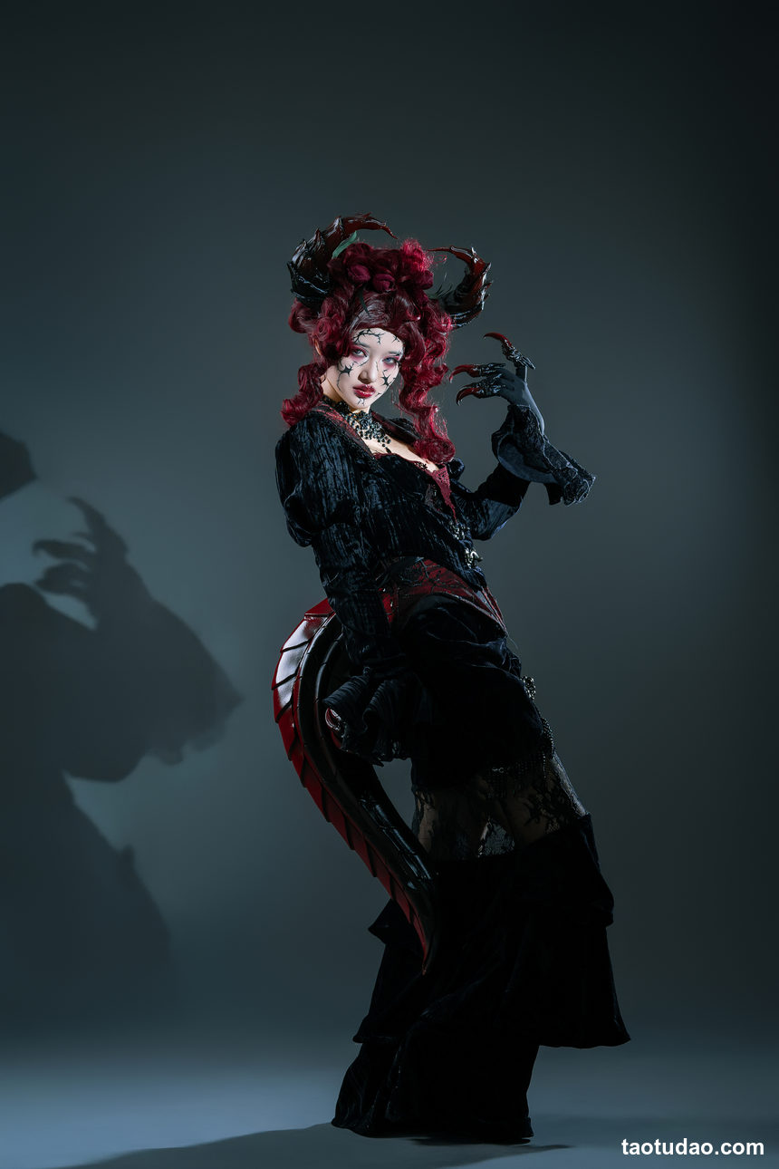 图片[4]-云溪溪 – 似我 菲尔·尤洛安 [12P-146MB]-绅士图