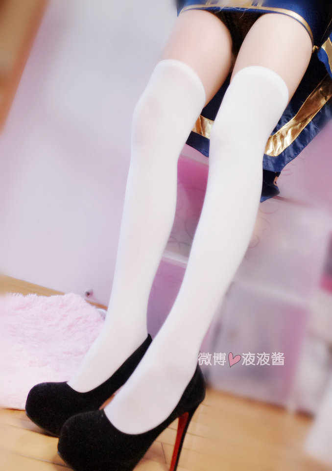 萝莉液液酱YeYe - 寒冰射手 / 31P3V-164MB / 唯美杂图-绅士图