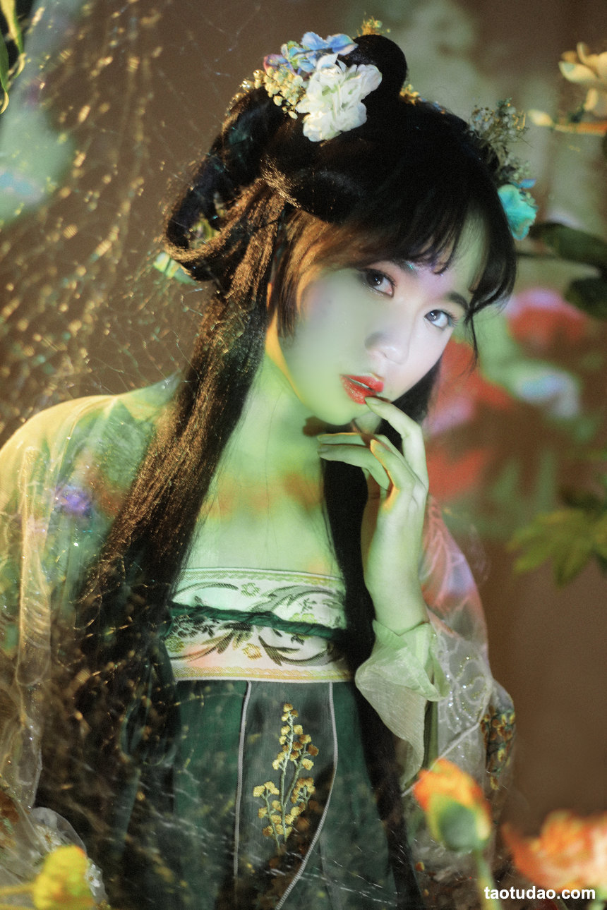 图片[2]-[YITUYU艺图语]2022.08.27 小菌人 一只高高[24P／496MB]-绅士图