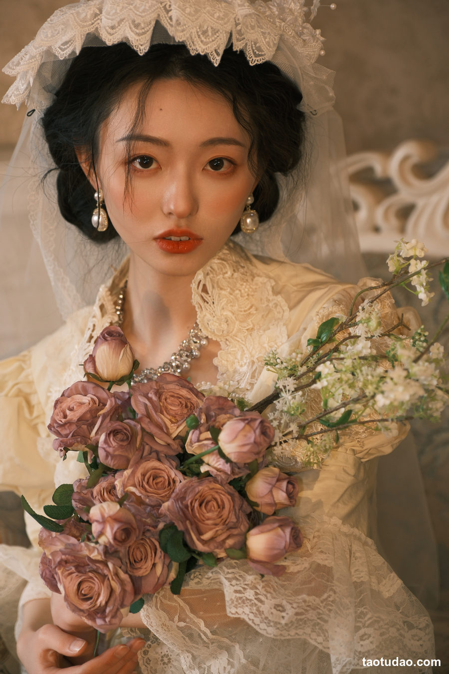 图片[2]-[YITUYU艺图语]2023.03.08 暮色苍茫 小羊爱干饭[23+1P／334MB]-绅士图