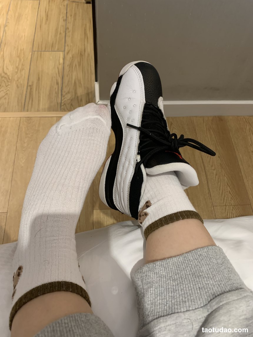 图片[2]-[誉铭传媒]袜足摄影 2023年《04月整合作品2》[131P+5V／1.68GB]-绅士图