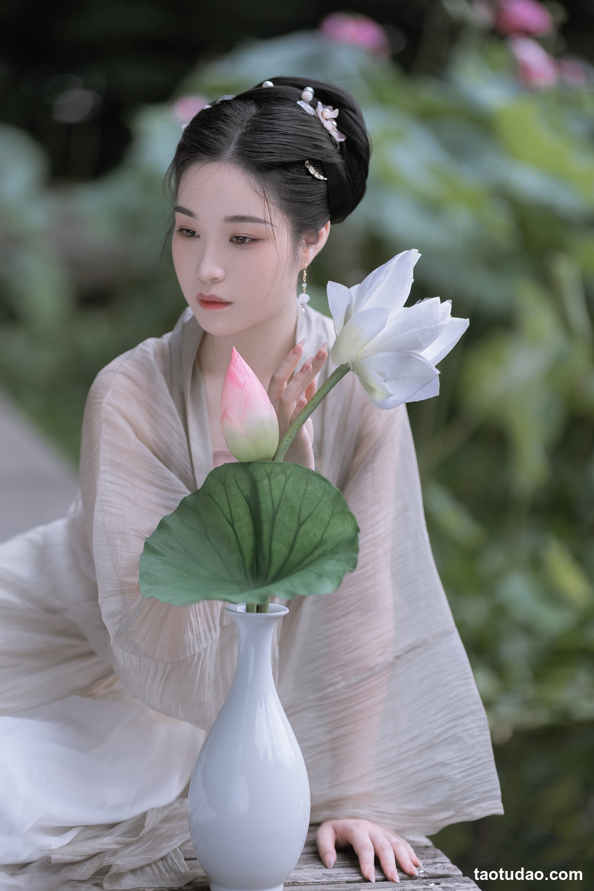 图片[4]-[YITUYU艺图语]2022.09.21 荷香 hannaa[28+1P／233MB]-绅士图