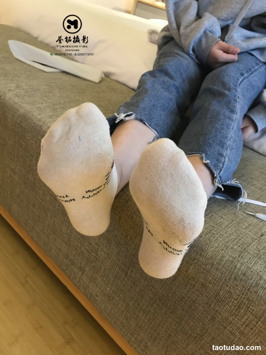 图片[3]-[誉铭传媒]袜足摄影 2020年《05月 幕后作品》[36P+3V／247MB]-绅士图