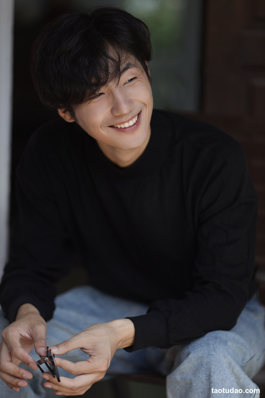 图片[4]-[YITUYU艺图语]2022.10.30 黑色少年 林阳光[30+1P／235MB]-绅士图