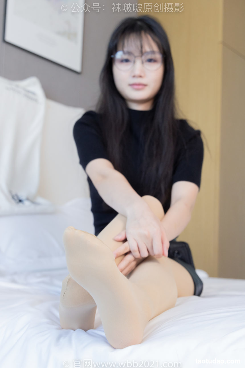 图片[3]-[BoBoSocks袜啵啵]NO.480 甜甜圈 平底鞋、厚肉丝、瑜伽动作、厚肉丝踩奶油泡芙剧情[140P+1V／6.40GB]-绅士图