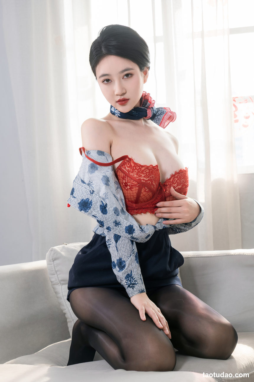 年年nnian –  空姐2[85P-861.2M]-绅士图