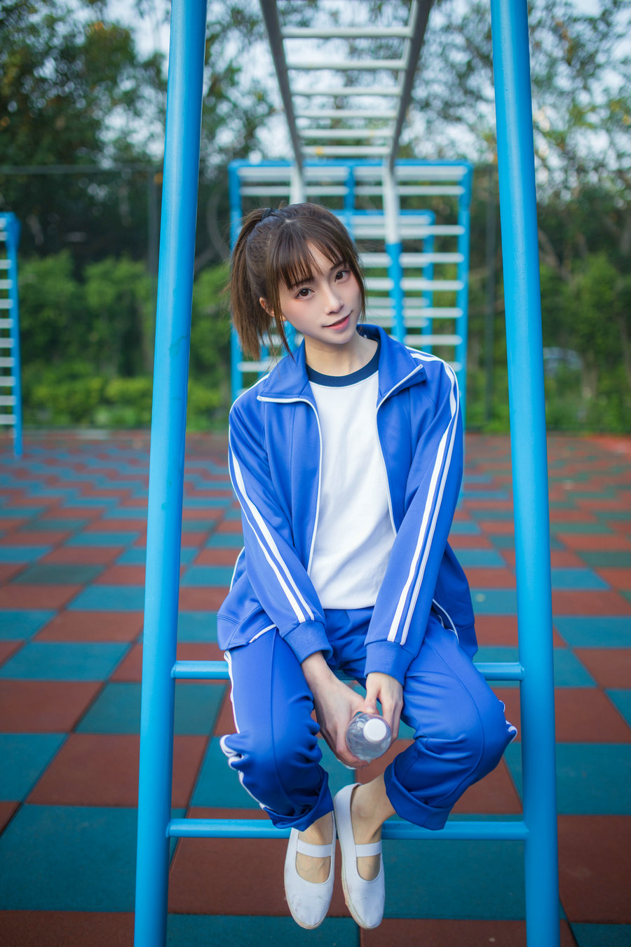 动漫博主Kitaro_绮太郎 - 运动服女孩4 / 11P-41MB / cos萌妹-绅士图