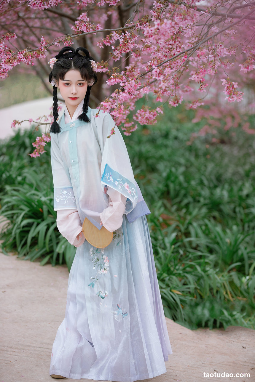 图片[2]-[YITUYU艺图语]2022.08.16 漫樱 梨一依[21+1P／275MB]-绅士图