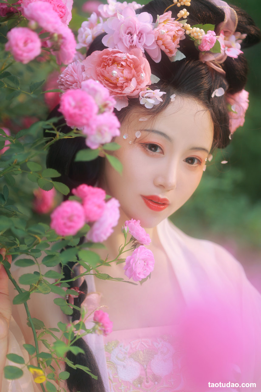 图片[4]-[YITUYU艺图语]2022.06.18 蔷薇花神 笑笑[34+1P／294MB]-绅士图