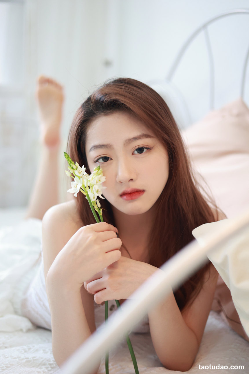 图片[4]-[YITUYU艺图语]2022.07.01 瞬间的温柔 持枪萝莉[26+1P／214MB]-绅士图