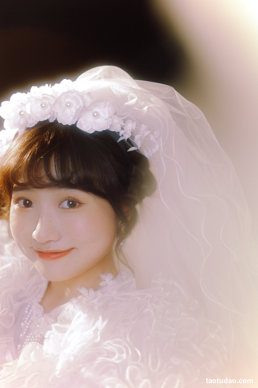 图片[2]-[YITUYU艺图语]2022.10.09 幻彩白纱 蓝胖子-[44+1P／325MB]-绅士图