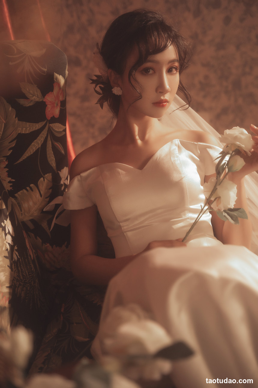 图片[4]-[YITUYU艺图语]2022.10.06 复古婚纱 -绮罗生的小苏苏-[26+1P／240MB]-绅士图