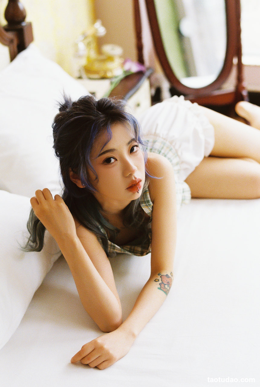 图片[2]-[YITUYU艺图语]2022.05.19 慢生活 池子[19+1P／281MB]-绅士图