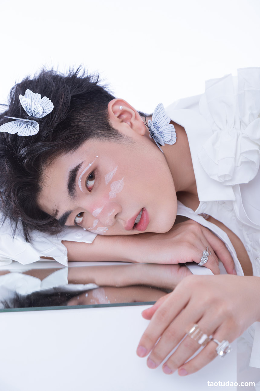 图片[3]-[YITUYU艺图语]2022.07.09 白色蝴蝶 陈川儿Andrew[22+1P／171MB]-绅士图