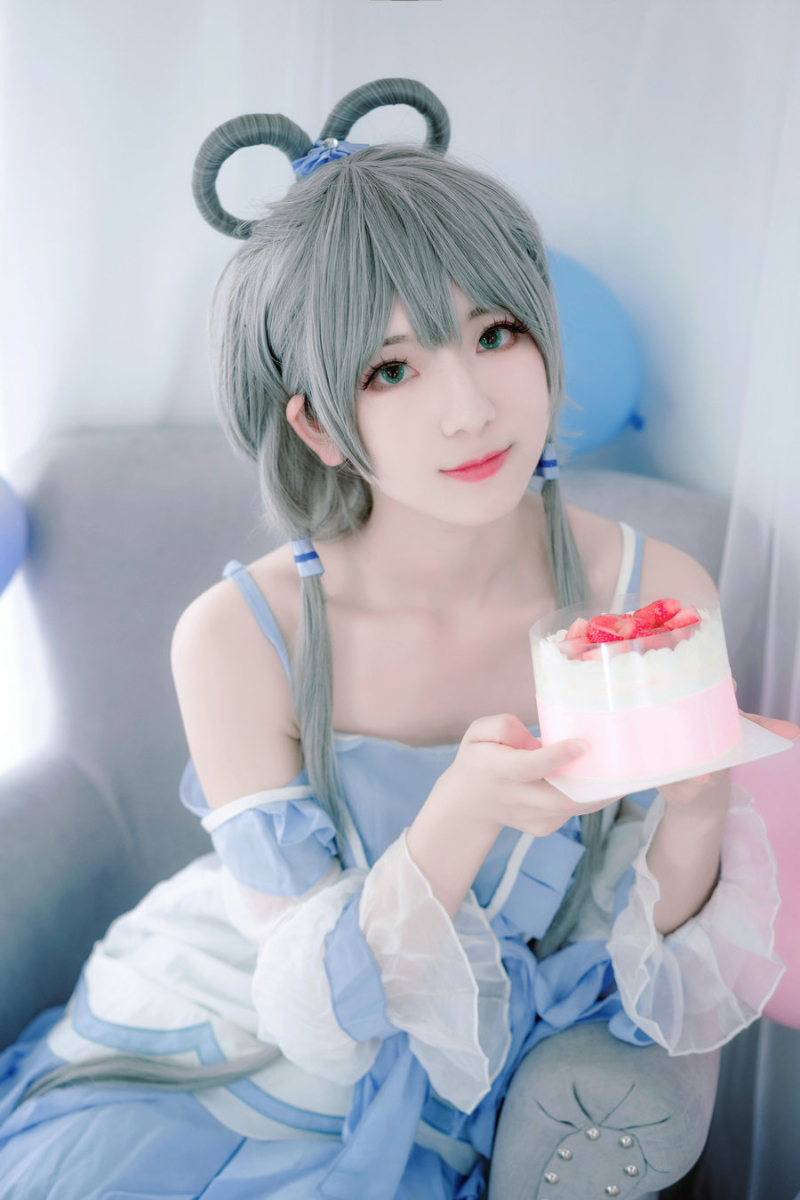 小姐姐弥音音ww - 洛天依 生日快乐 / 10P-28MB / cos萌妹-绅士图