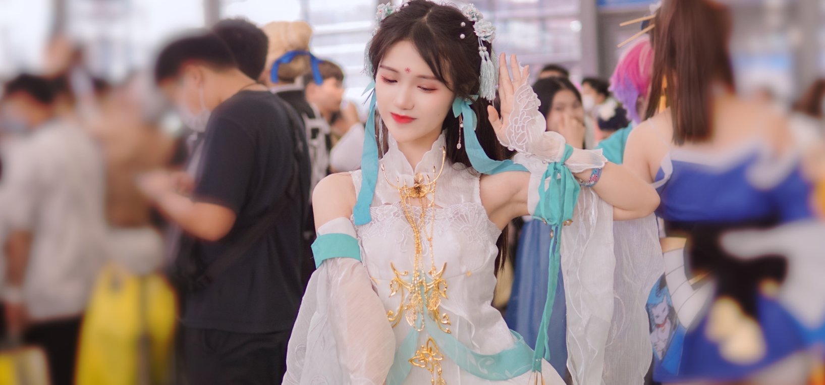 不雅事件频发,再无泳装和胶衣,毫无生机的漫展还能看吗?