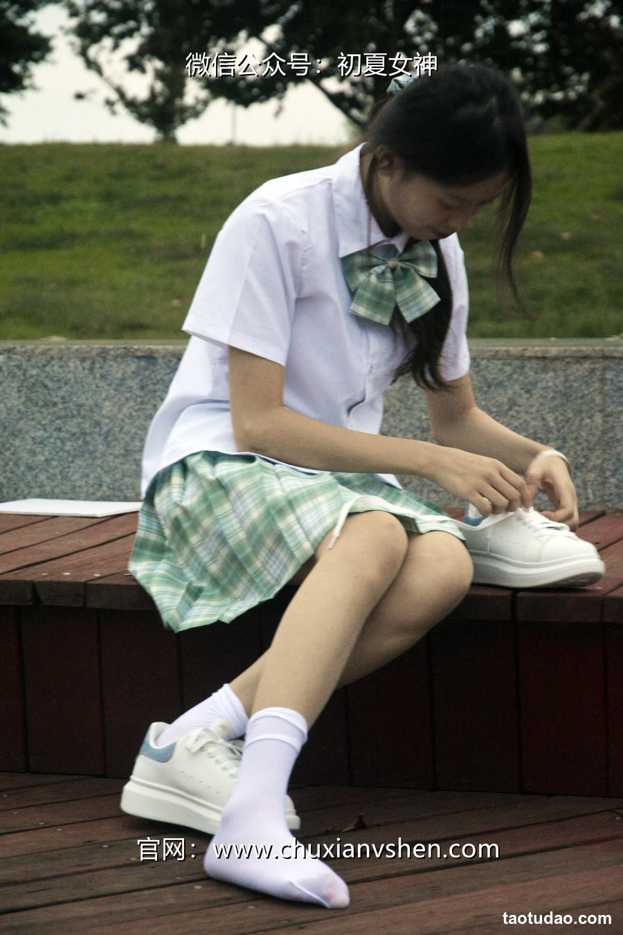 图片[2]-初夏女神 NO.074 情情 绿色JK套[72P+1V／5.02GB]-绅士图