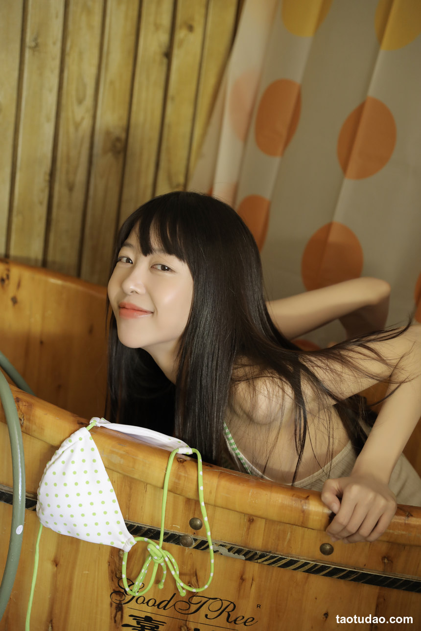 图片[2]-[YITUYU艺图语]2022.08.14 一起过夏天 ss_田爽[43+1P／406MB]-绅士图