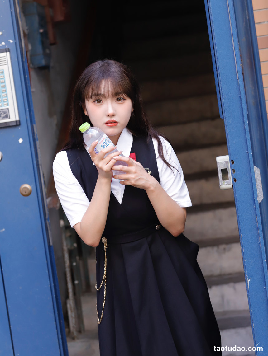 图片[4]-[YITUYU艺图语]2022.10.05 小时光 -炸鸡冰可乐-[20+1P／144MB]-绅士图