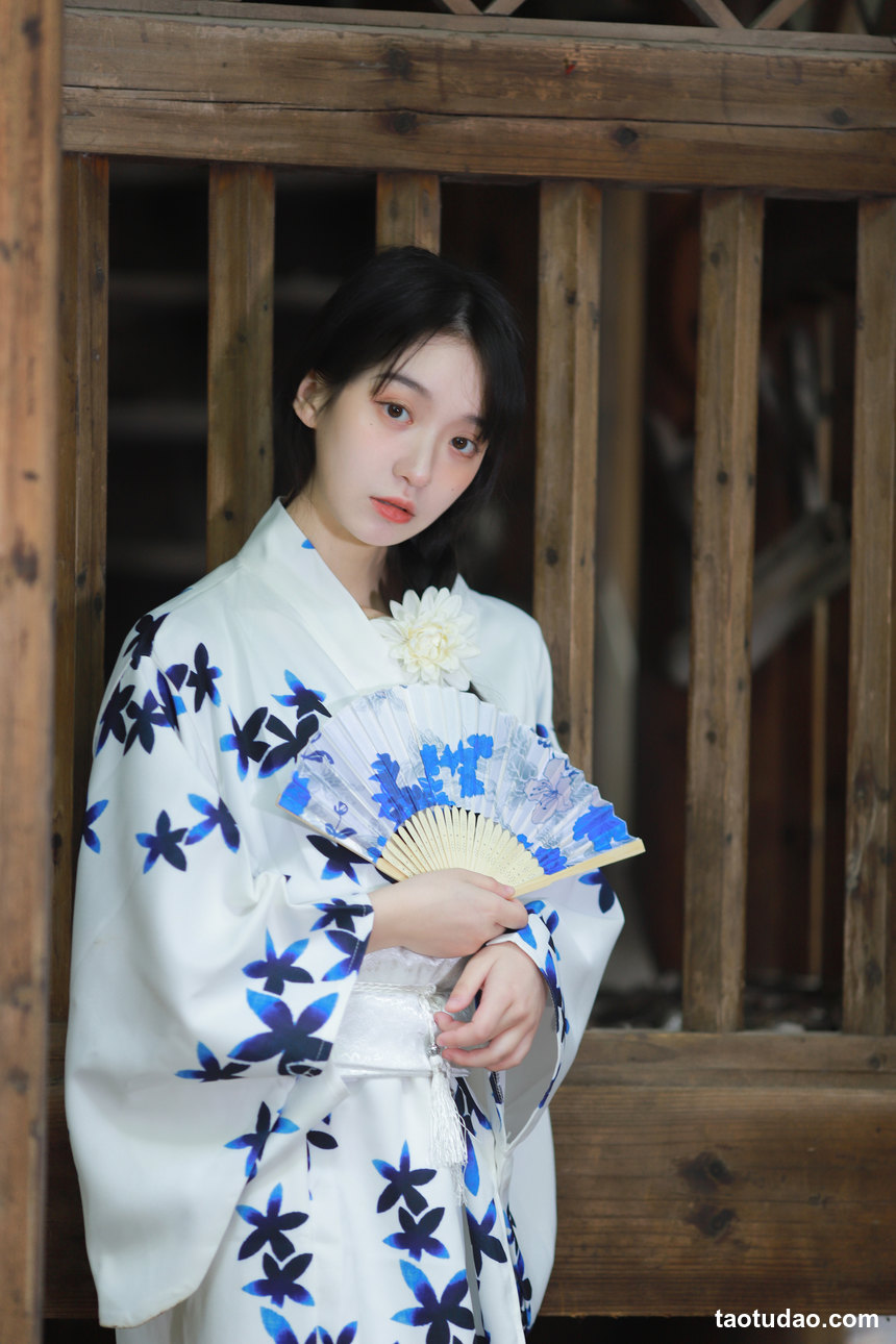 图片[4]-[YITUYU艺图语]2022.10.07 春日信徒 cat睿睿子[21+1P／285MB]-绅士图