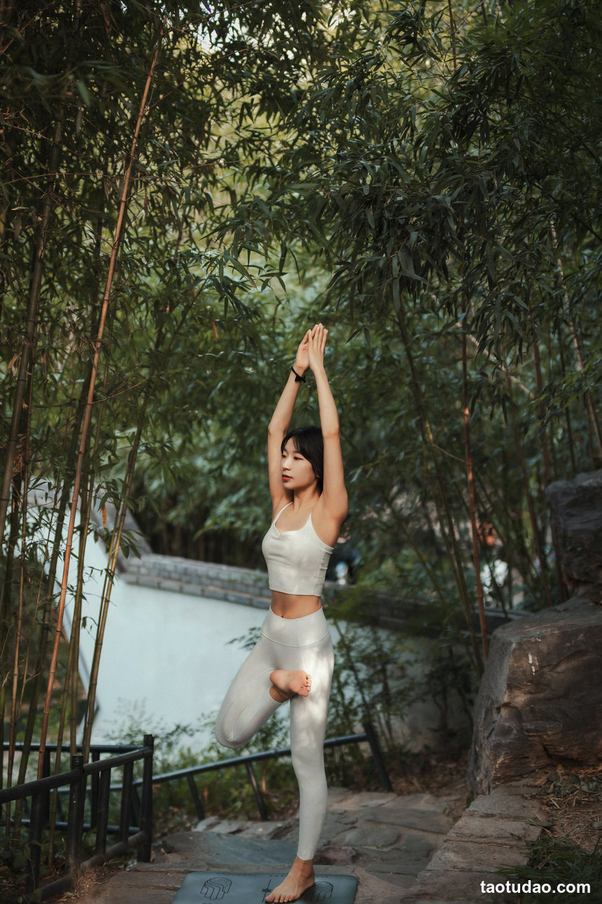 图片[4]-[YITUYU艺图语]2022.10.23 雨季 小泉[26+1P／374MB]-绅士图