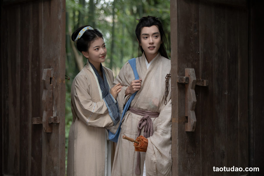 图片[2]-[YITUYU艺图语]2023.04.22 还乡 杰桑桑桑_&若若yuu [25+1P／435MB]-绅士图