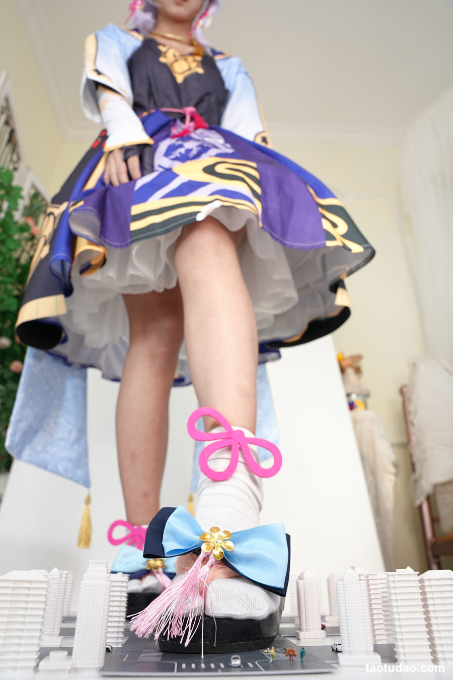 图片[3]-[觅芙少女]NO.092 娜娜-cos神里凌华 巨人踩踏[204P+1V／4.95GB]-绅士图