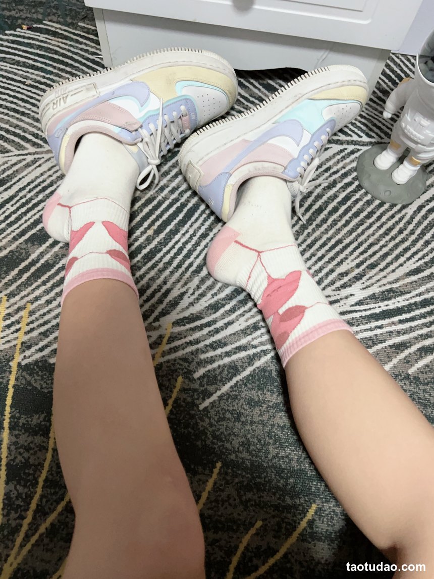 图片[3]-[誉铭传媒]袜足摄影 2023年《05月整合作品》[102P+6V／1.92GB]-绅士图