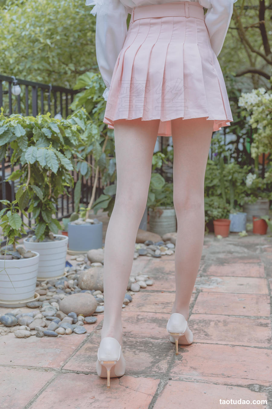 图片[3]-[尤蜜丝]穿搭写真 NO.001[69P／58MB]-绅士图