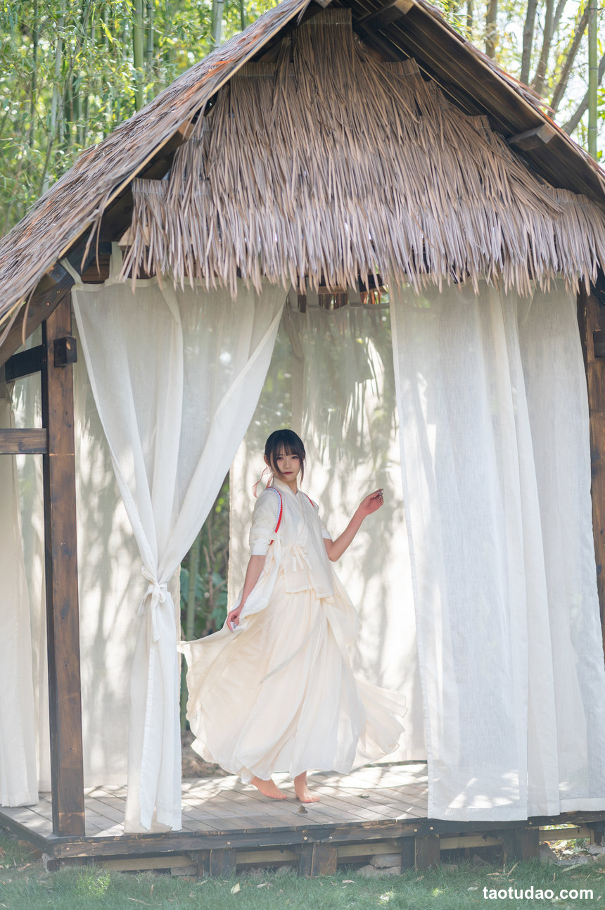 图片[3]-[YITUYU艺图语]2022.05.30 玉龙赋 兔子Zzz不吃胡萝卜[27+1P／263MB]-绅士图