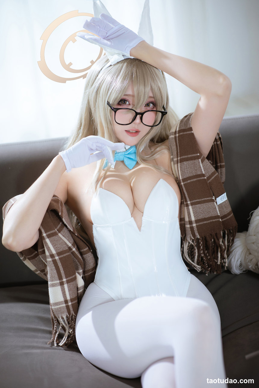 图片[3]-Momoko葵葵 –  &瓜希酱 BA兔女郎cos双人本 [93P-271MB]-绅士图