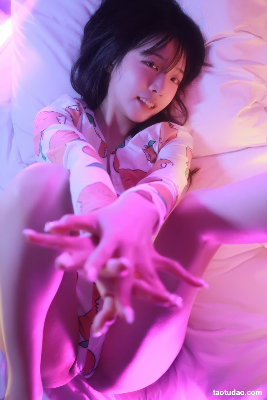 图片[3]-[Patreon] rinaモモリナ (momorina) – Saucy Red [59P-539MB]-绅士图