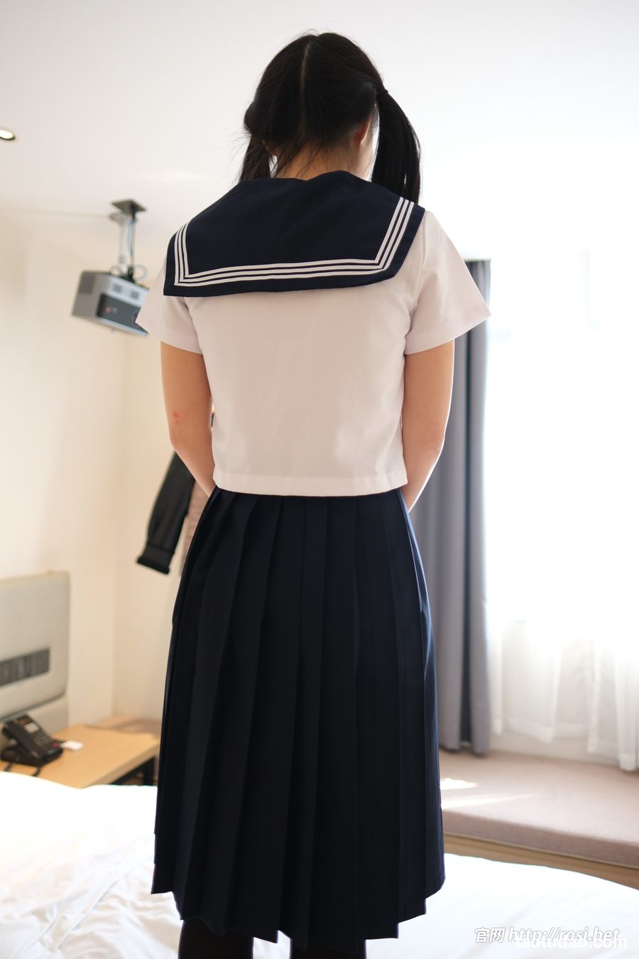 [ROSI写真]2024.02.03 NO.4443[74+1P／68MB]-绅士图