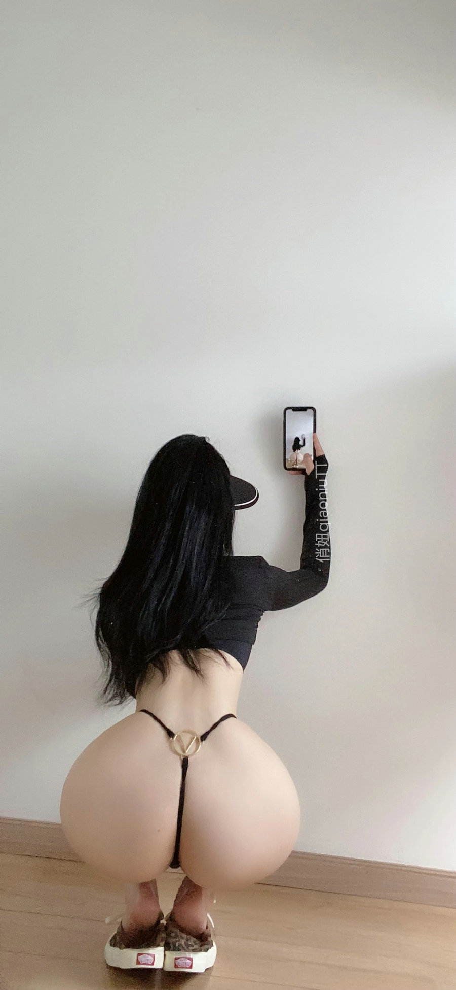 俏妞qiaoniuTT - 发壁纸啦 / 10P-29MB / cos萌妹-绅士图